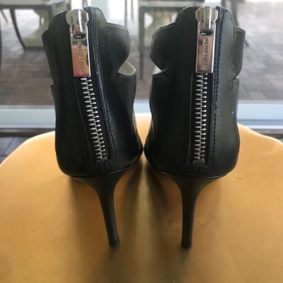 Michael Kors strappy peep toe heels - Picture 4 of 4